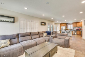 Spacious Glendale Home Walk to State Farm Stadium